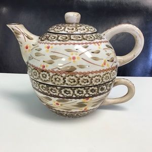 Temptations by Tara Teapot and Cup Set